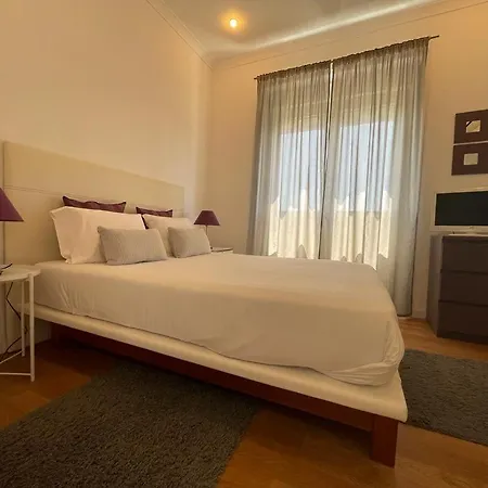 Burgaes Ii Apartment