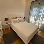 Burgaes Ii Apartment *